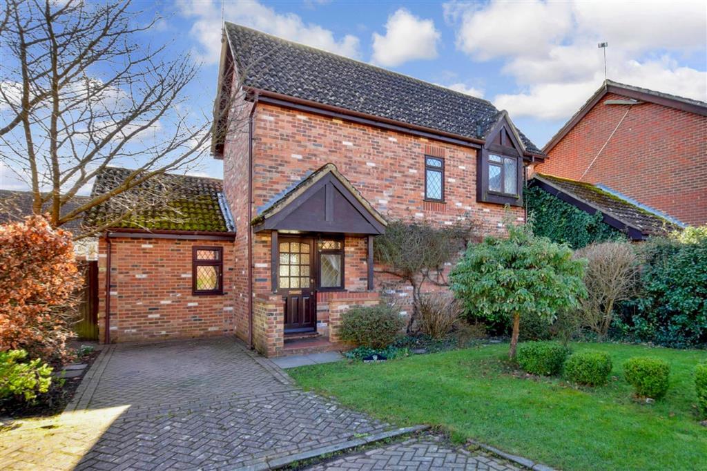 Cypress Grove, Tunbridge Wells, Kent 3 bed link detached house £450,000