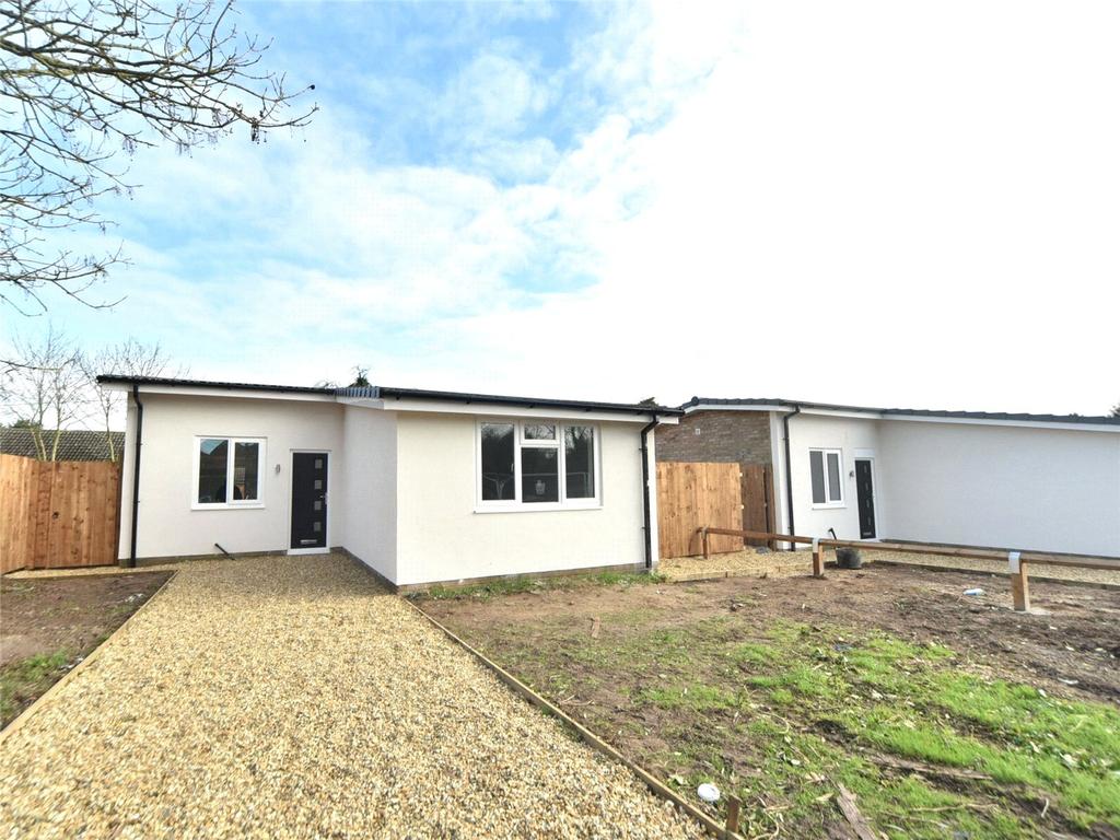 Aspal Hall Road, Beck Row, Bury St. Edmunds, Suffolk, IP28 2 bed
