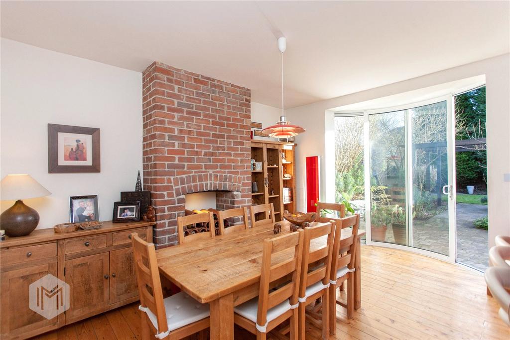Harpers Lane, Bolton, BL1 4 bed detached house £410,000