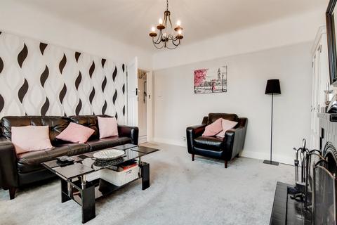 89 Semley Road, London, SW16 4PL