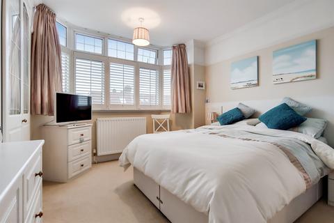 89 Semley Road, London, SW16 4PL
