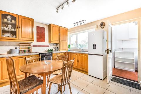 2 Billwell, Long Crendon, Aylesbury, HP18 9AD