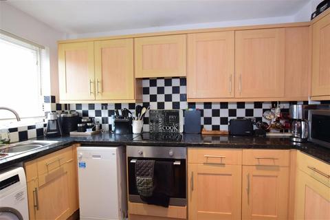 50 Connaught Way, Billericay, CM12 0UN