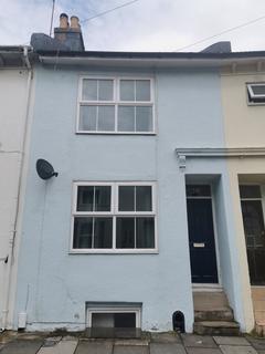3 bedroom terraced house to rent, St Mary Magdalene Street, Lewes Road