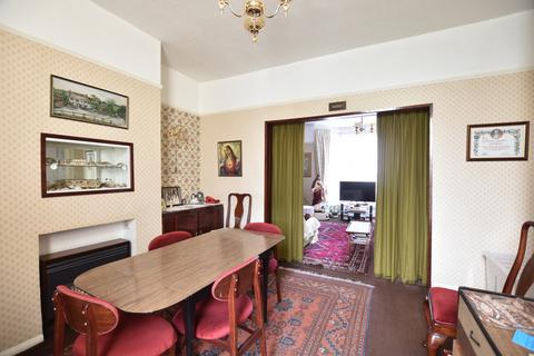 76 Earlshall Road, London, SE9 1PR