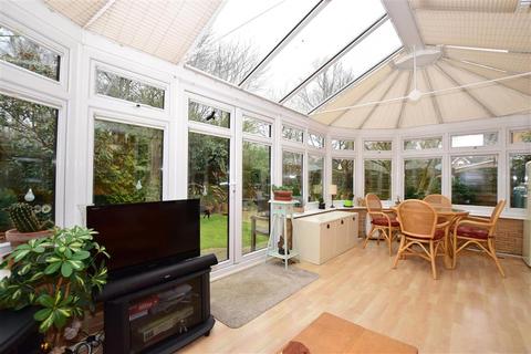 23 Chestnut Close, Kings Hill, West Malling, ME19 4FP