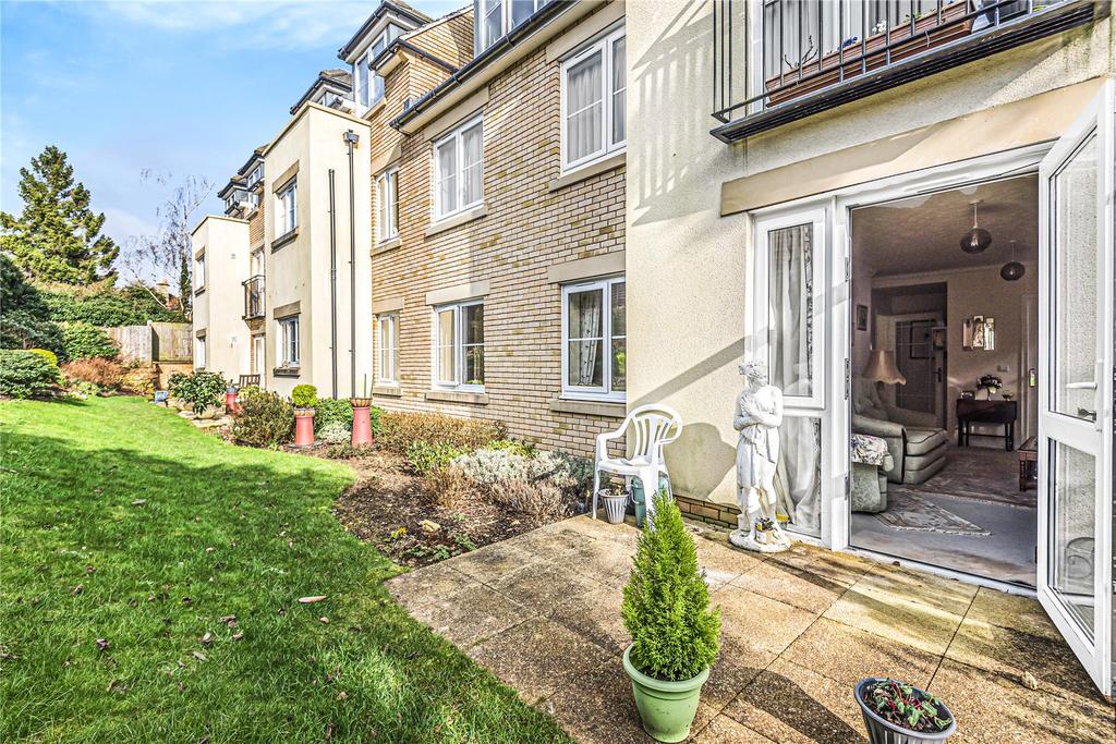 Somerford Road, Cirencester, GL7 2 bed apartment £315,000