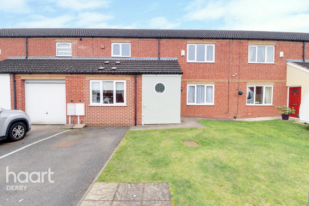Shelton Gate Close, Shelton Lock 3 bed townhouse £190,000