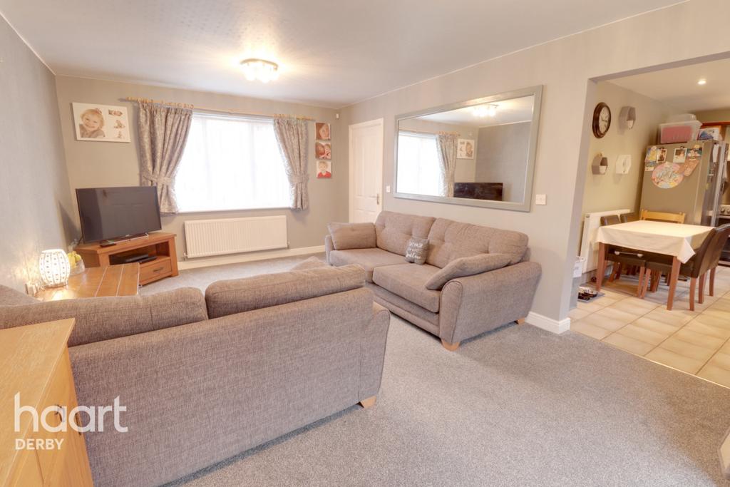 Shelton Gate Close, Shelton Lock 3 bed townhouse £190,000