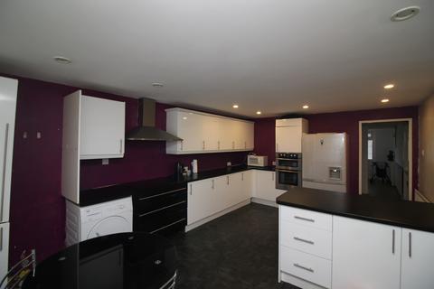 4 Digham Avenue, Blackpool, FY2 0AQ