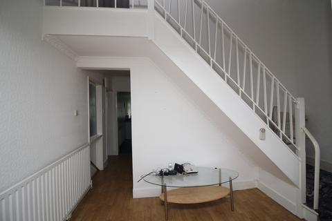 4 Digham Avenue, Blackpool, FY2 0AQ