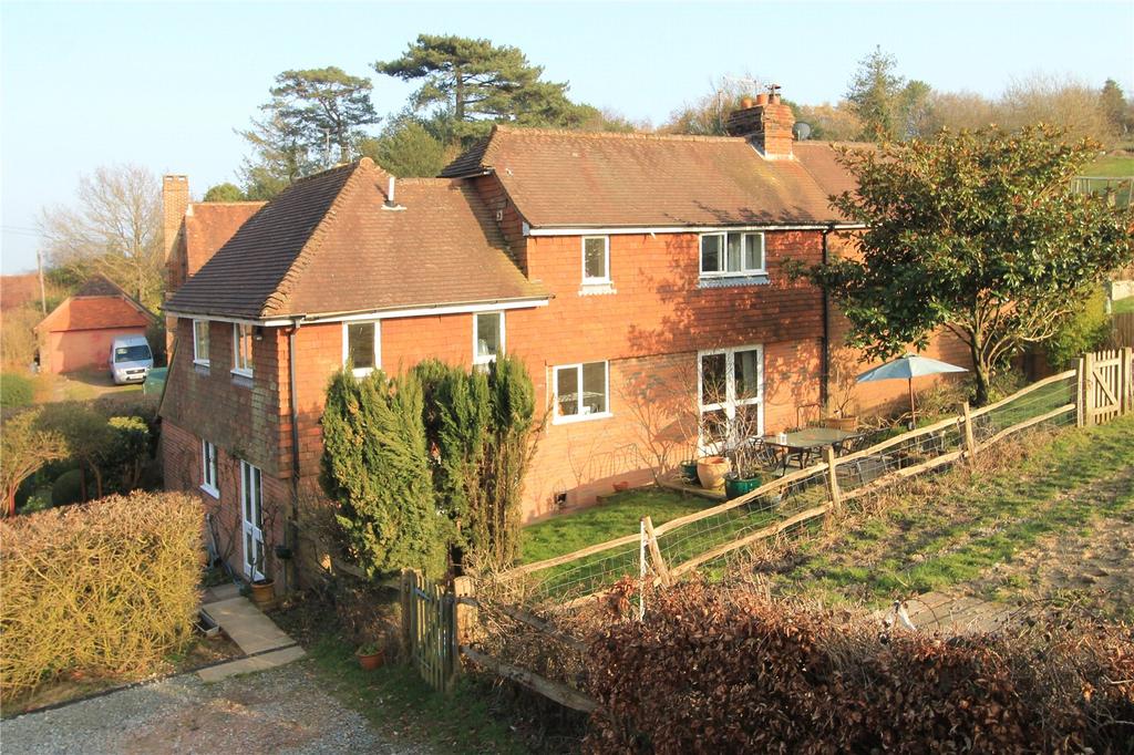 Truggers Lane, Chiddingstone Hoath, Kent, TN8 3 bed semidetached house