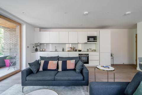 23, Blackburn House Prodigal Square, London, E8 1FW