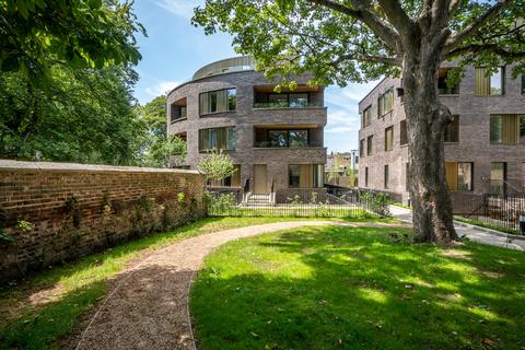 23, Blackburn House Prodigal Square, London, E8 1FW