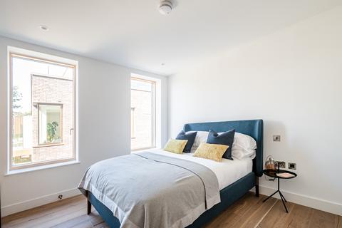 23, Blackburn House Prodigal Square, London, E8 1FW