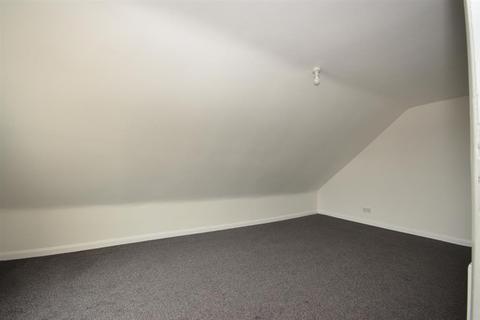 Flat 1, 71 West Cliff Road, Ramsgate, CT11 9NS