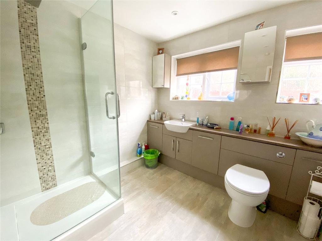 Main Bathroom
