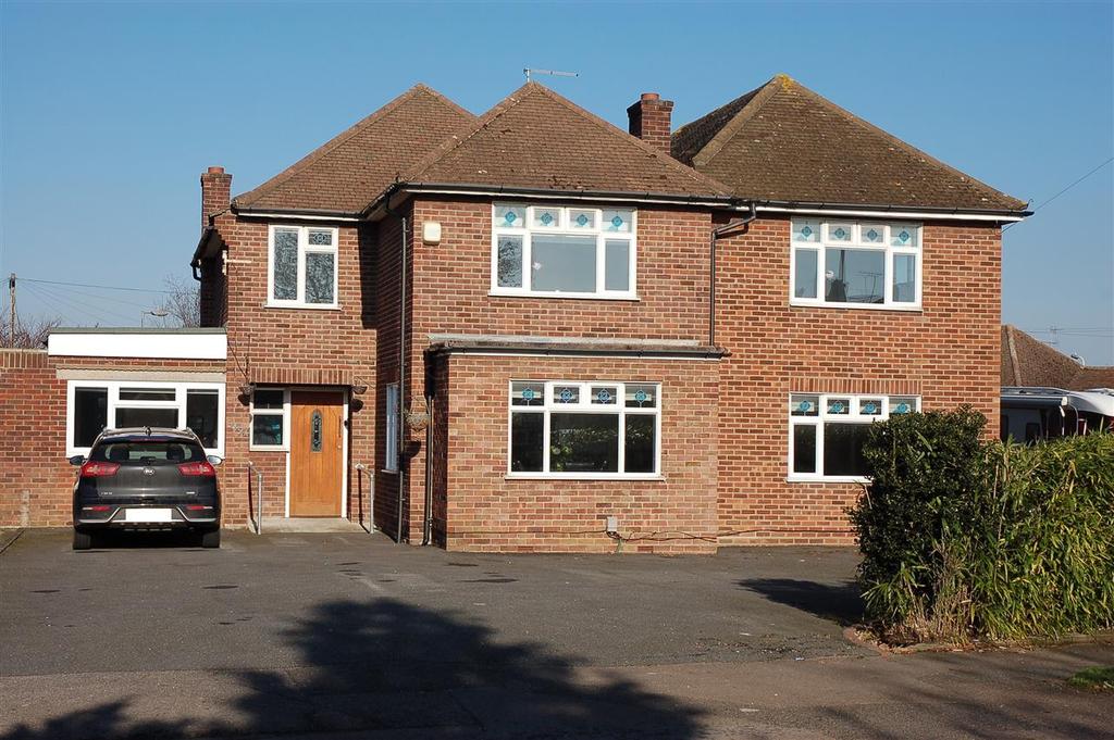 Springfield Road, Chelmsford 5 bed link detached house for sale - £800,000