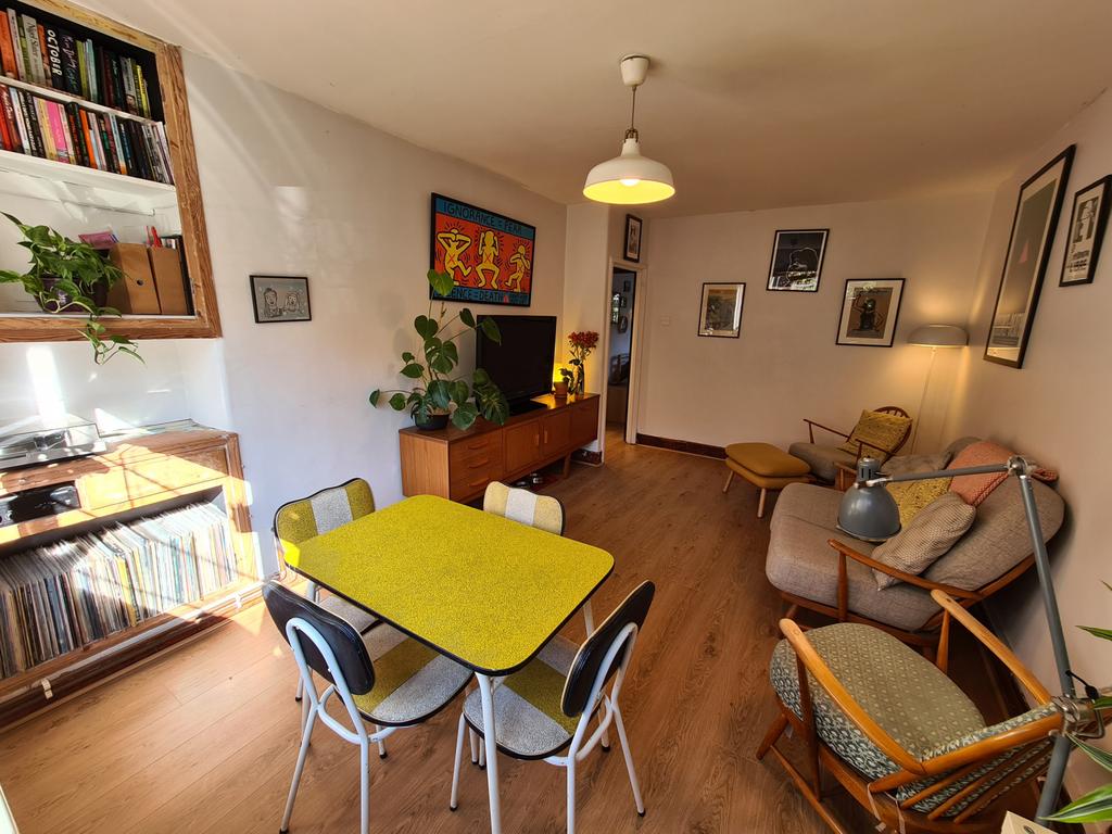 Hunmanby Avenue, Hulme, Manchester... 2 bed apartment £167,500