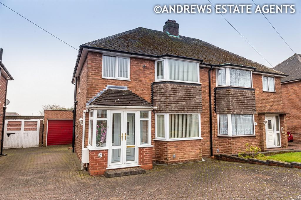 Gainsborough Crescent, Great Barr, BIRMINGHAM 3 bed semidetached house