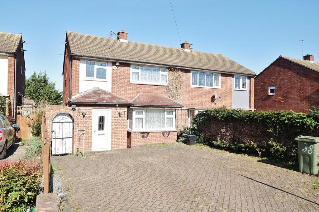 Walsingham Road, Orpington 3 bed semidetached house £350,000