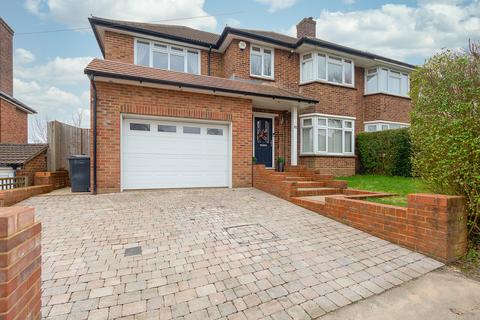 51 Derwent Drive, Purley, CR8 1ER