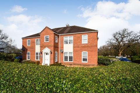 50 Calcott Park, Yateley, GU46 6JJ