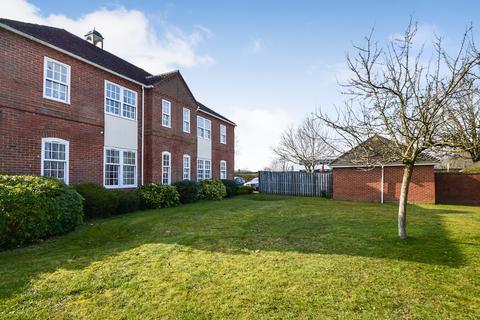 50 Calcott Park, Yateley, GU46 6JJ