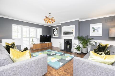 24 Hill Road, Theydon Bois, Epping, CM16 7LX