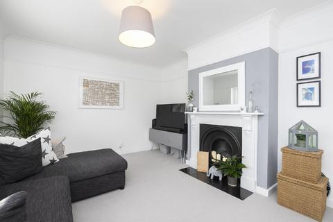 24 Hill Road, Theydon Bois, Epping, CM16 7LX