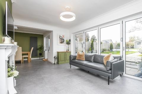 24 Hill Road, Theydon Bois, Epping, CM16 7LX