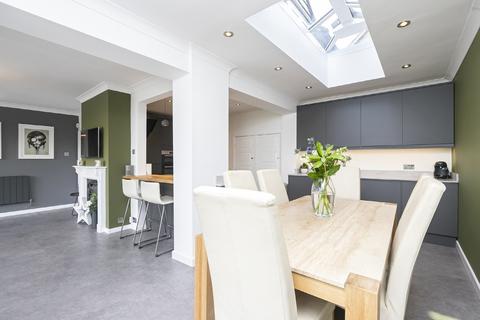 24 Hill Road, Theydon Bois, Epping, CM16 7LX