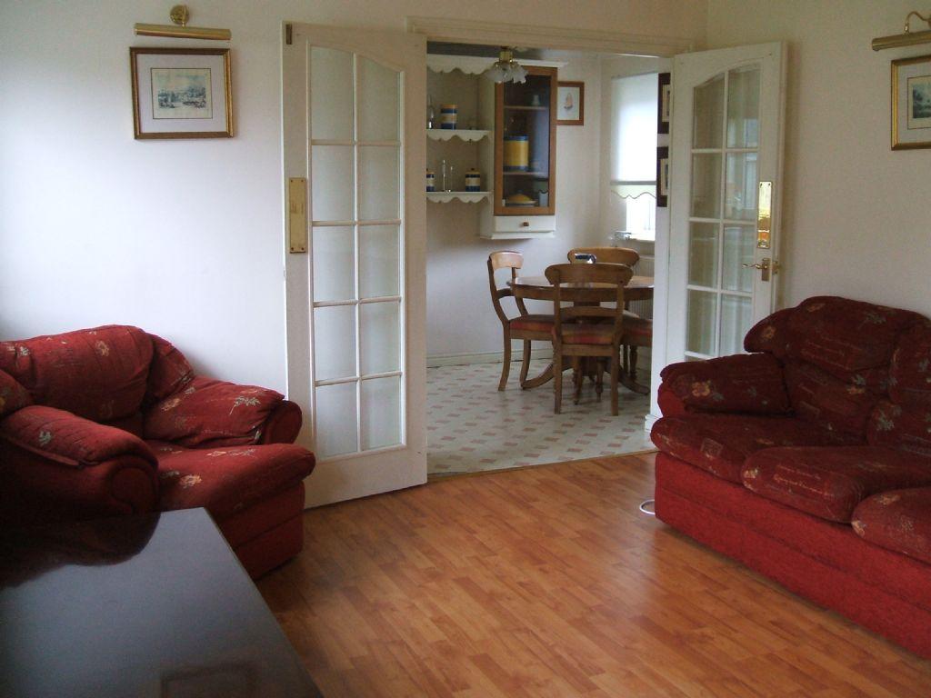 Elm Crescent, Parc Penllergaer SA1 3 bed semidetached house £575 pcm