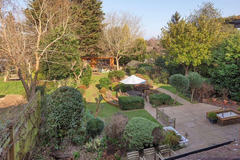 Old Hadlow Road, Tonbridge, TN10 4EY 4 bed semidetached house for sale £975,000