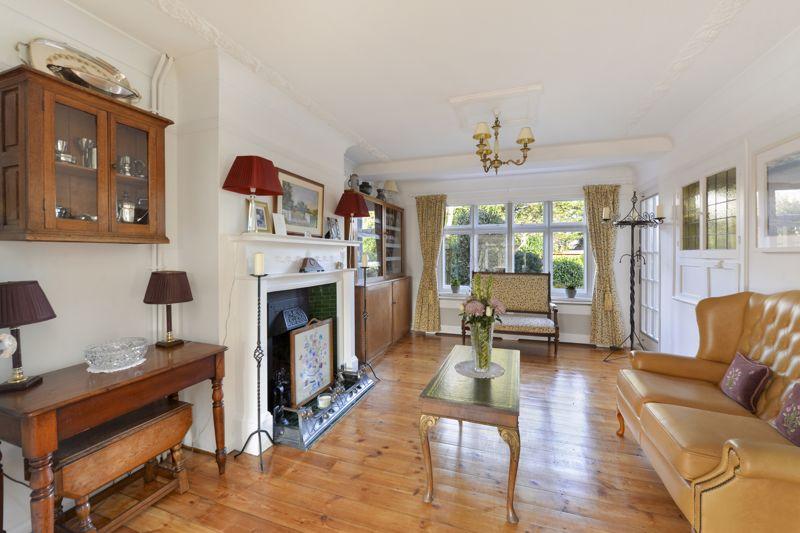 Old Hadlow Road, Tonbridge, TN10 4EY 4 bed semidetached house for sale £975,000