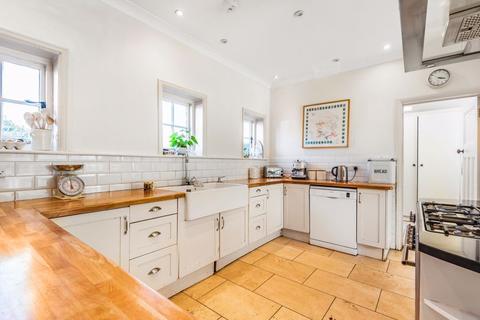 35 Hillcrest Road, Purley, CR8 2JF