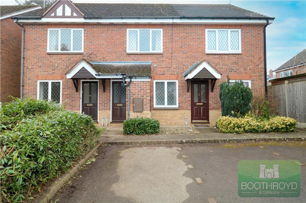Reeve Drive, Kenilworth 2 bed terraced house £850 pcm (£196 pw)