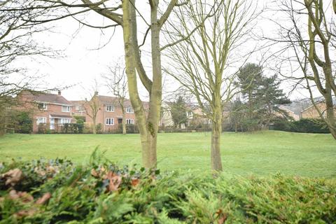 9 Caburn Close, Scarborough, YO12 5DY