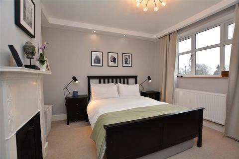 9 Grosvenor Mount, Leeds, LS6 2DX