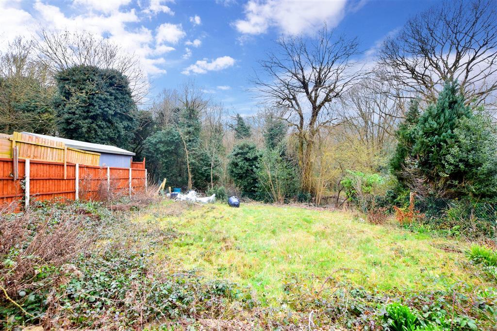 Newlands Road, Woodford Green, Essex 3 bed detached house £800,000