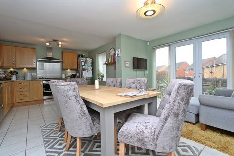 4 Gloucester Gate, Broughton, Milton Keynes, MK10 7BX