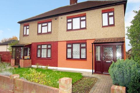 62 Jutsums Lane, Romford, RM7 9HJ