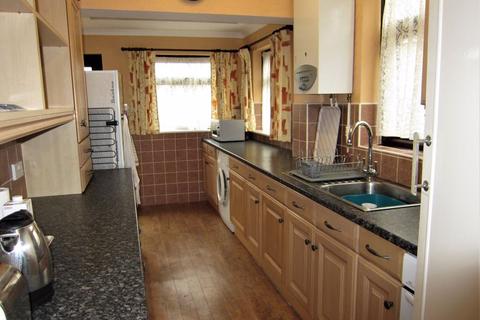 62 Jutsums Lane, Romford, RM7 9HJ