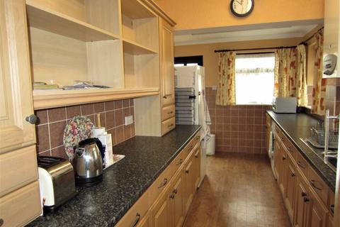 62 Jutsums Lane, Romford, RM7 9HJ