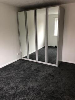2 bedroom flat to rent, CHEQUERS CLOSE, COLINDALE, NW9 5RJ