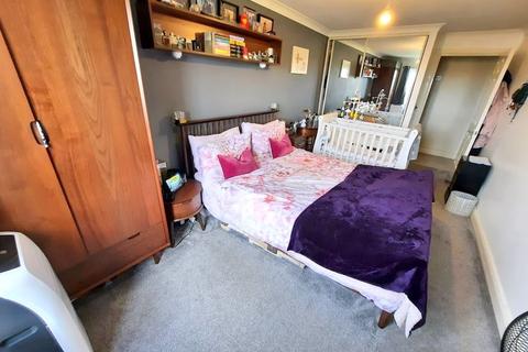 Flat 49, Ruby Court Norbury Road, Feltham, TW13 4SN