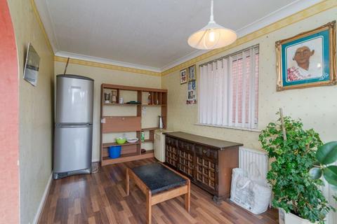 12 Caithness Drive, Bolton, BL3 4PG