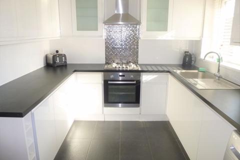 9 Hudson Road, Harlington, Hayes, UB3 5EL