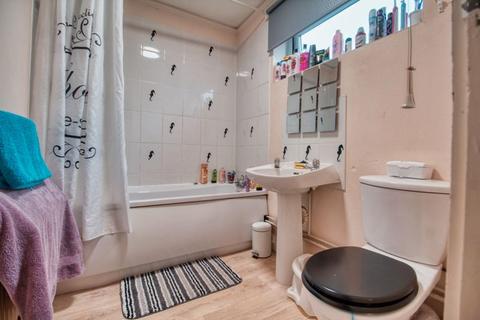 3, Swindon Court Barnstaple Road, Scunthorpe, DN17 1YF