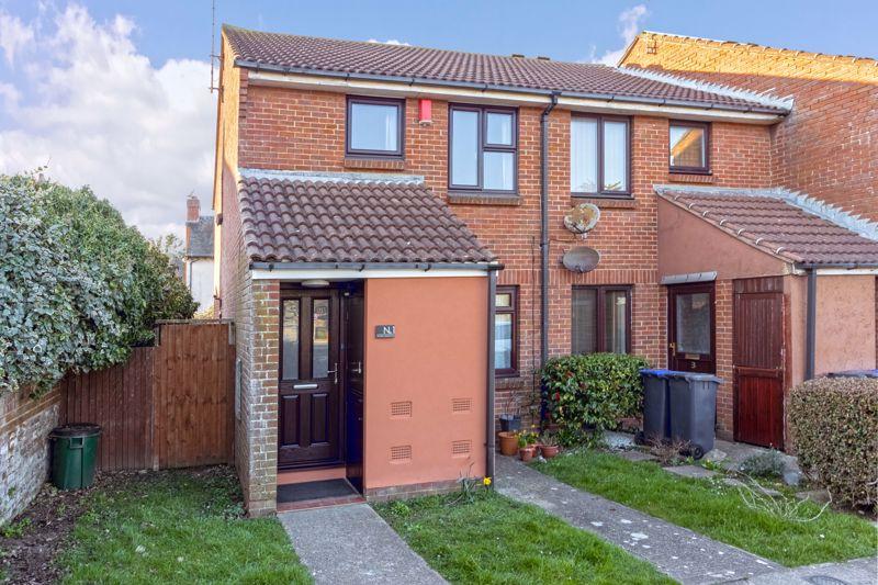 Grinstead Lane, Lancing 1 bed apartment £795 pcm (£183 pw)